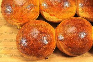 Чем смазывать пирожки и булочки