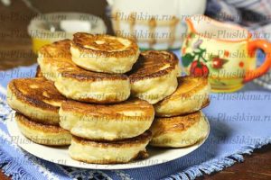 пышные дрожжевые оладьи с сухими дрожжами на воде