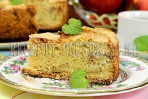 шарлотка пышная с яблоками в духовке