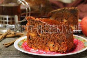 постная шарлотка с яблоками очень вкусная