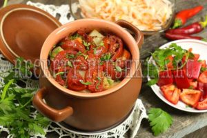 жаркое в горшочках с мясом и картошкой в духовке